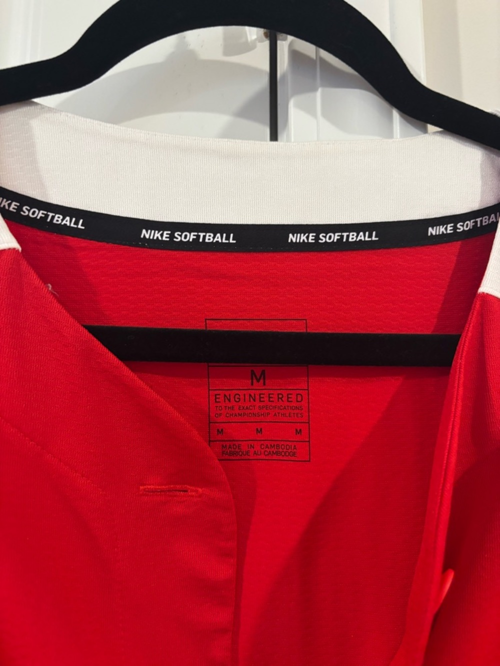 NWOT Nike Women’s Softball-Style Short Sleeve Jersey - Picture 2 of 3
